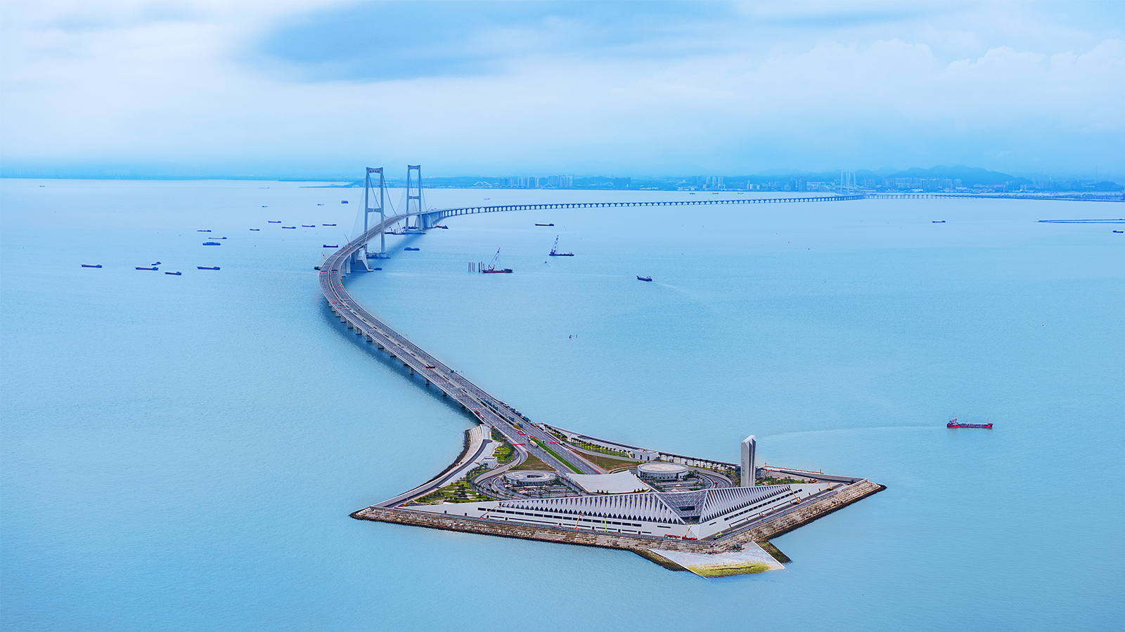 投資界報道,重大丨深中通道今通車,繼港珠澳大橋後,色多多AV导航再度點亮世（shì）界工程