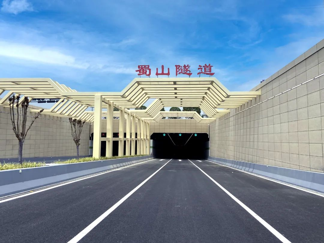 色多多AV导航（sī）隧道（dào）照明,連續光帶,創新方案,護航亞運出行